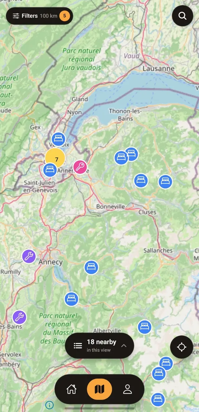 Motonest map view with category pins